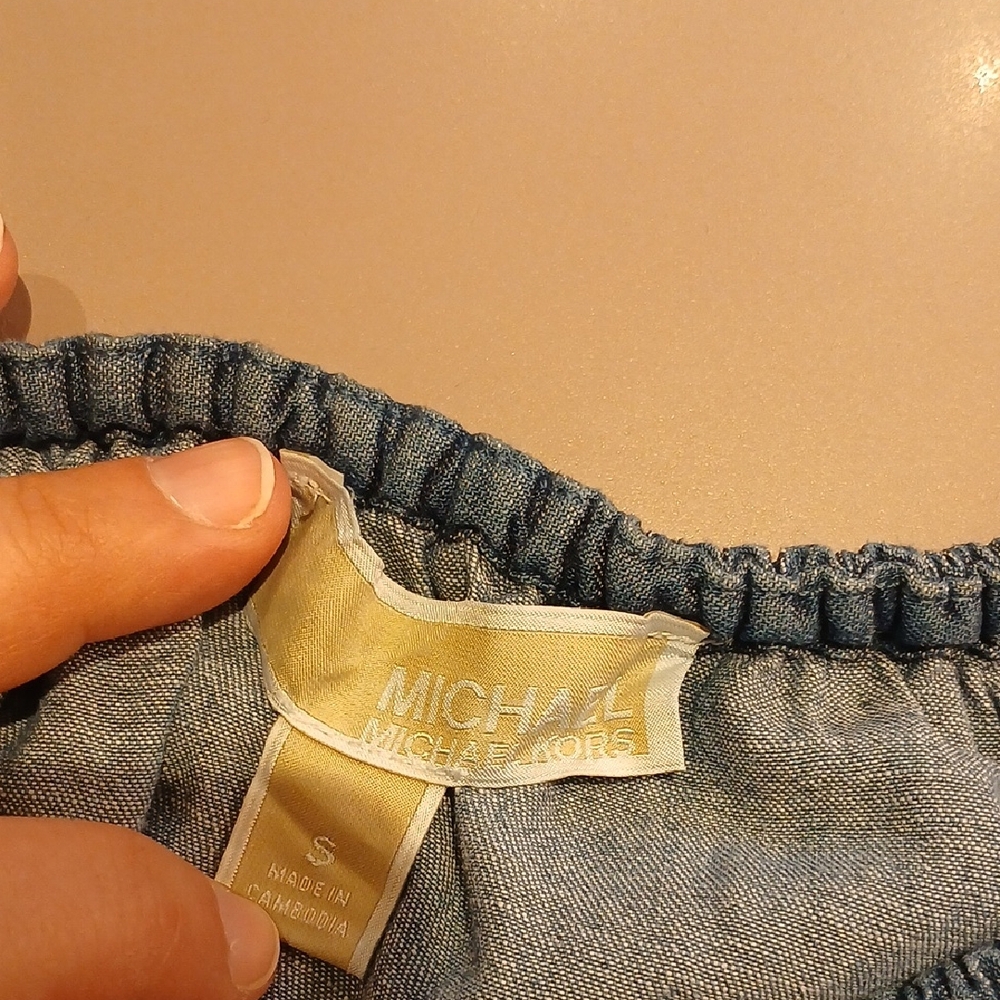 MICHAEL Michael Kors Denim Chambray Ruffle Top Size Small - Picture 8 of 8